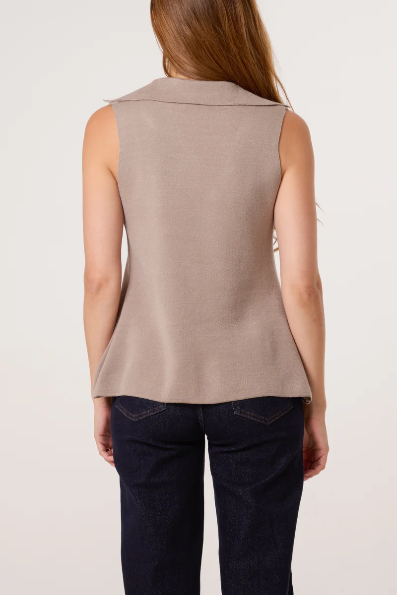 Chloe Gold Button Lapel Collar Knitted Waistcoat - Image 9